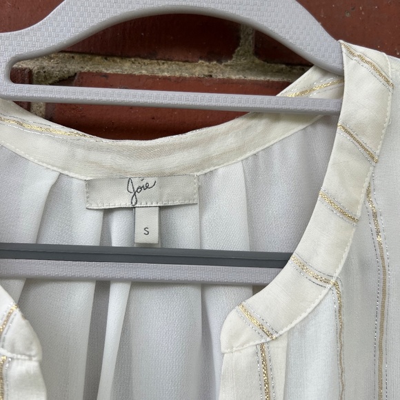 Sleeveless crepe Joie top, silver threads size S - Picture 3 of 6